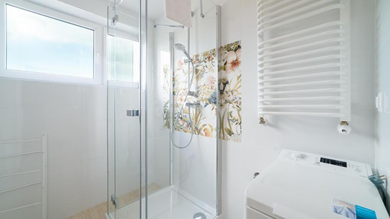 Apartamenty Everysky - Sobieszowska 28C Jelenia Gora Bagian luar foto